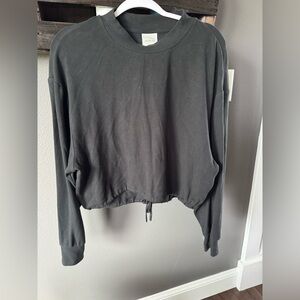 Varley women’s cinched black crew neck size M